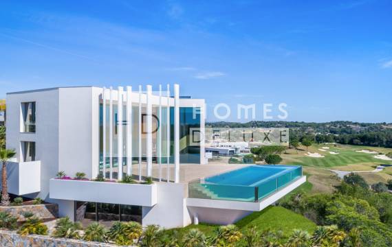 Immobilien zum Verkauf in Las Colinas Golf: Ihr Paradies in Spanien